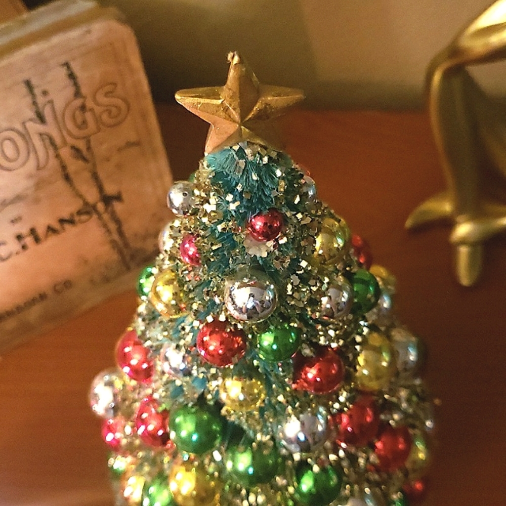 SOLD* Christopher Radko Shiny Brite Bottlebrush Christmas Tree - Picture 6 of 8
